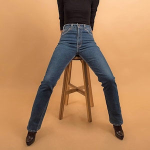 Vintage 70s Levis / Orange Tab Levis / High-Waisted Levis / High-Rise Denim / Vintage Denim / Straight Leg / Boho Denim Δ size: 28W image 7