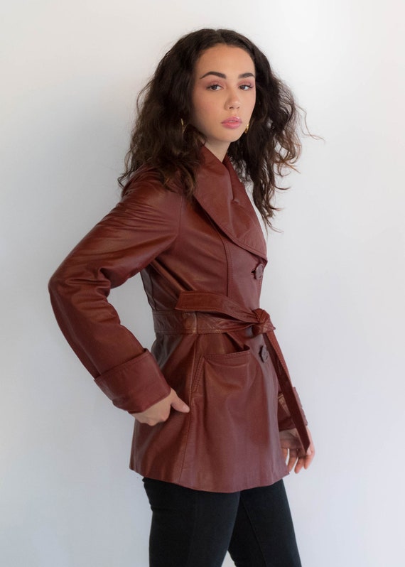 70s LEATHER Belted Coat. Vintage 70s Leather Coat… - image 9