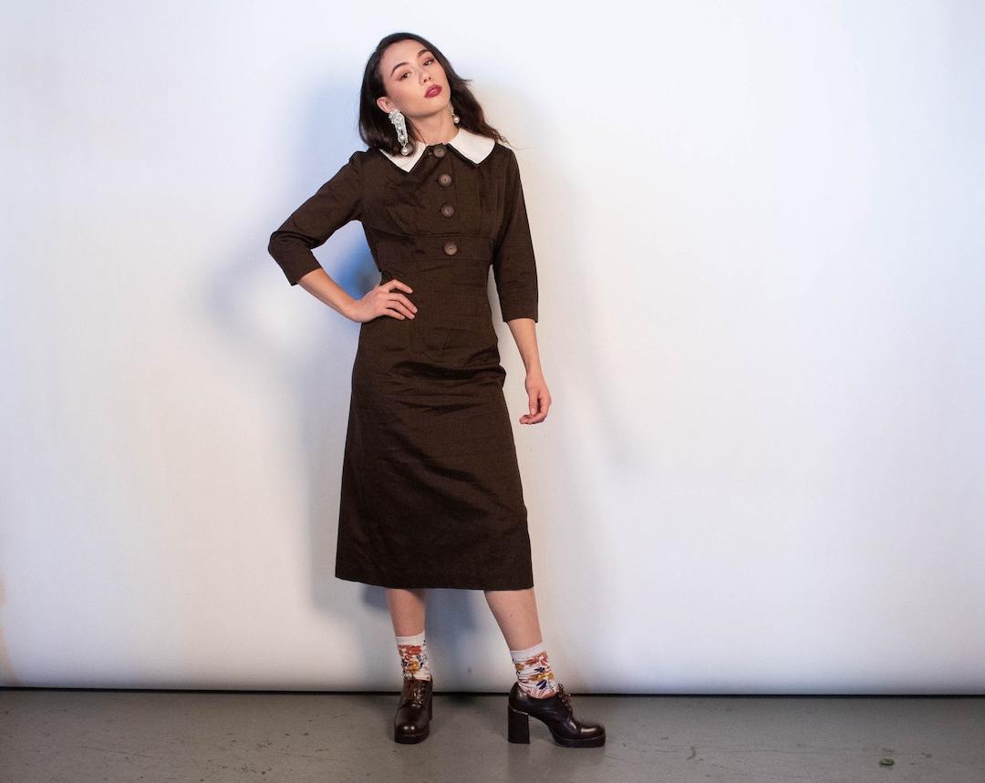 chelsea collar dress