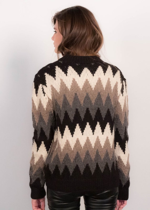 Vintage Chevron Alpaca Wool Sweater Cardigan fits… - image 8