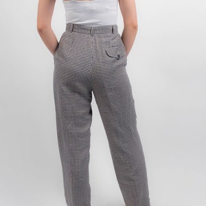Liz Claiborne LINEN Trousers. Vintage Gingham Trousers. 90s Plaid Pants. Linen Blend Trousers. Picnic Gingham Pants. size: 27W / M image 8