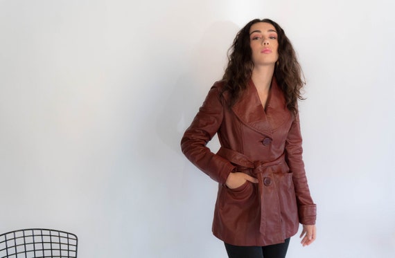70s LEATHER Belted Coat. Vintage 70s Leather Coat. Boho Leather Coat. Red Leather Coat. size: XS/S