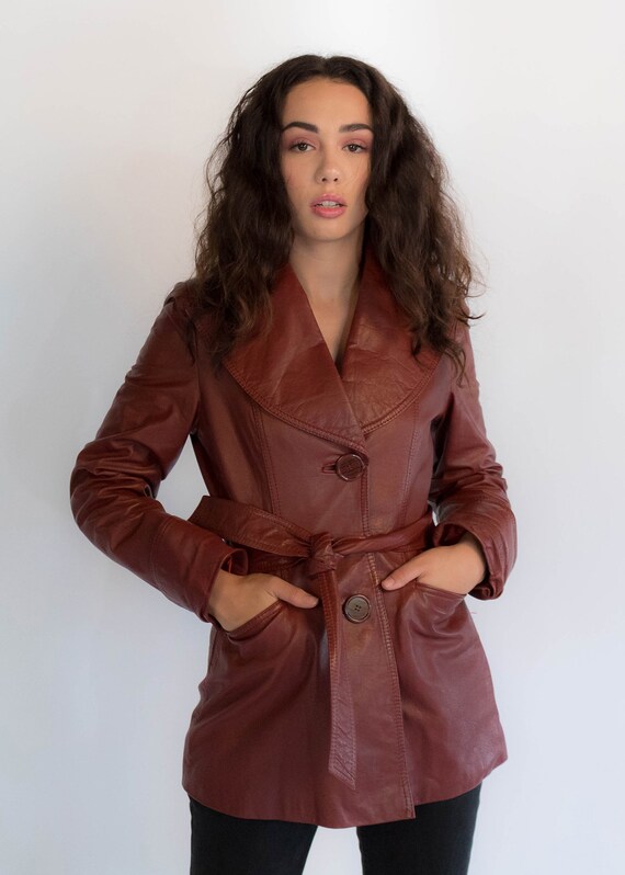 70s LEATHER Belted Coat. Vintage 70s Leather Coat… - image 4