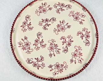 Temp-tations Floral Lace 12" Round Stoneware Baker Platter Lid-It Cranberry Red