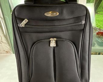 Samsonite Vertical Rolling Business Case 16" Laptop Underseat Bag Mobile Office