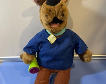 Scooby Doo w/ Flashlight , no pants, not working,  18”. b23
