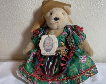 1991 Muffy Vanderbear Gypsy/Fortune Teller Bear Tags used v026
