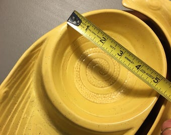 Piattini da antipasto in ceramica vintage California Pottery Chip N Dip, giallo maculato a403a