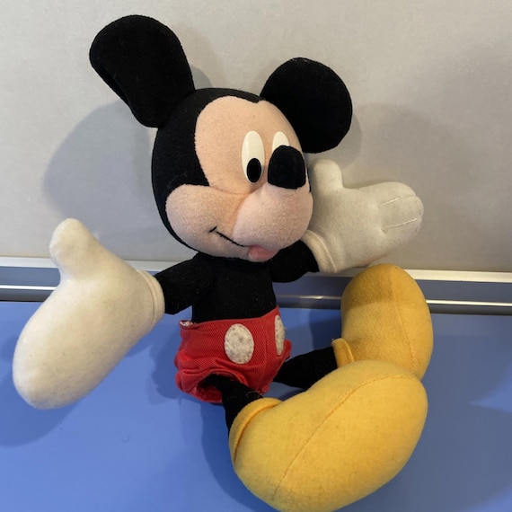 Mickey Mouse Lot of 2, Adventureland Mickey & Classic Mickey, A593
