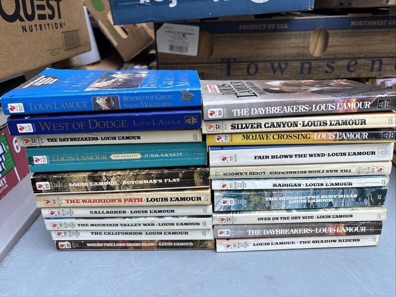 lot of 20 Louis Lamour paperback books lot # 12 see pics image 3