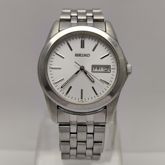 SEIKO タイプ 2 ビンテージ　腕時計 Seiko 7N43-OBB4 R 2 Day & Date 38 Mm White Dial Authentic Vintage