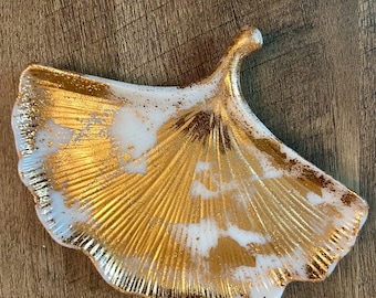Gingko Leaf Resin Tray Decorative Tray