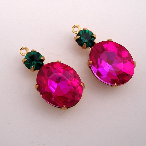 2 - Vintage Style  Glass Stones in 1 Rings  Row  Brass Prong Settings - Fuchsia Rose Emerald - 20 x 10 mm