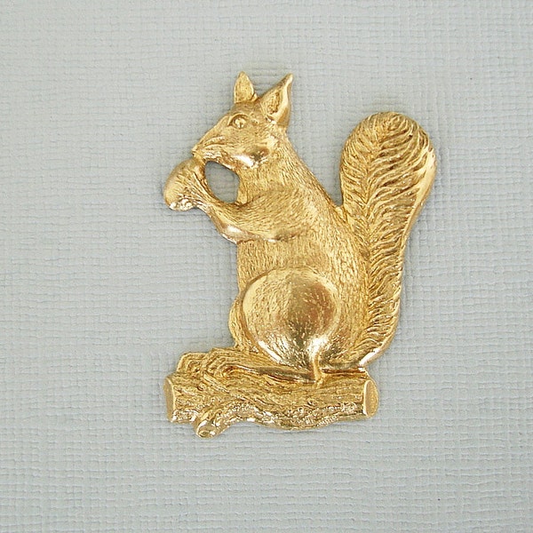 1-Large Squirrel on Branch Animal Raw  Brass Stamping Ornament Pendant Jewelry Findings.