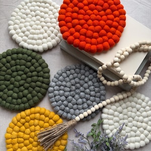 Sottopentola in feltro di lana - Stuoia per pentola calda in stile fattoria, fatto a mano