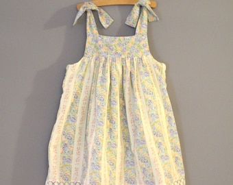 Vintage 1970s Kate Greenaway Floral Reversible Girls Sun Dress - Size 6X