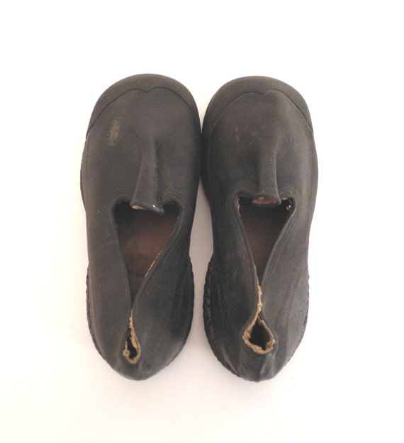 Vintage Baby Shoes, 1920's Rare Black Rubber Good… - image 4