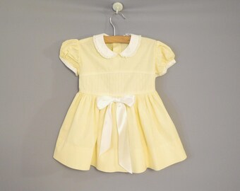 Vintage 1950s Baby Dress Yellow & White Cotton, Lace Collar, Heirloom Baby Gift - Size 9-12 Months