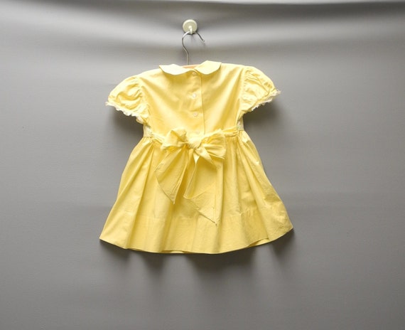 Vintage Baby Clothes, 1950's Yellow and White Lac… - image 3