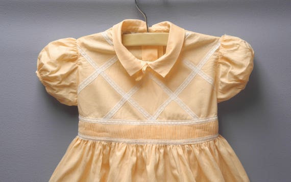 Vintage Baby Clothes | 1950's Peach and White Bab… - image 2