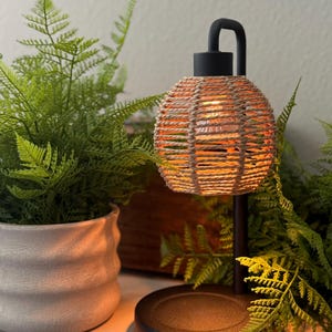 Adorable Rattan Candle Warmer LAMP with dimmer + timer!