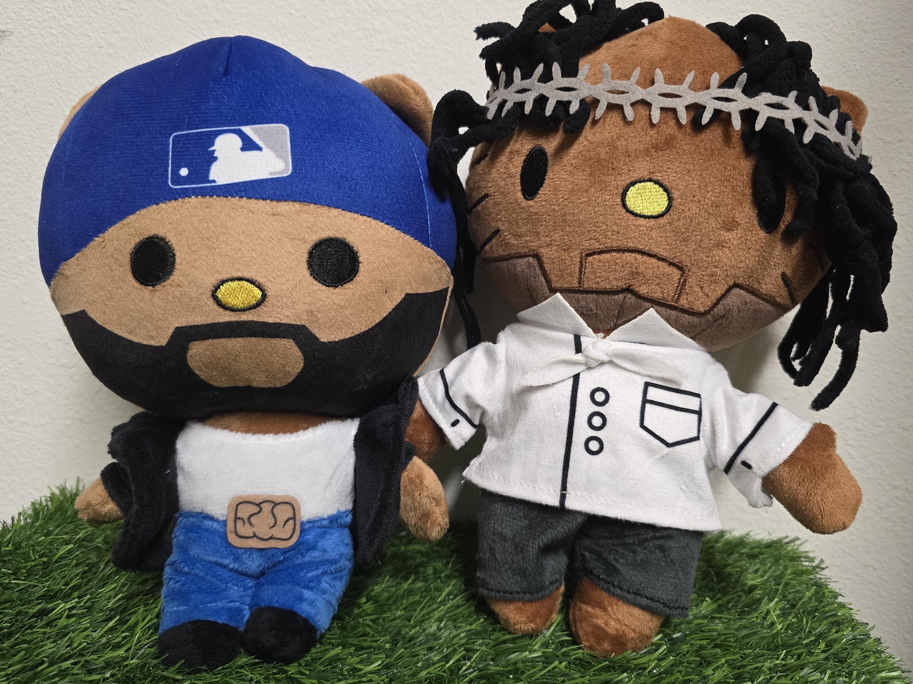 rapture studios travis scott plush ぬいぐるみ Travis Plushie‼️ : r/travisscott