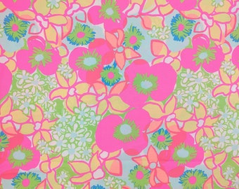 Colorful cotton poplin with flowers  preppy 9x18 or 18x18 FQ fat quarter