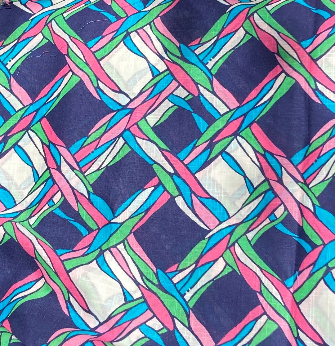Geometric Print in Linen Like Fabric Rare Lilly P Etsy