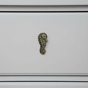 Metal Large Sea Horse Knob Decorative Drawer Knob