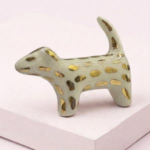 Keramische ladeknop in de vorm van een hond, goud-zwart gevlekte teckel kastgreep, originele dierenknop