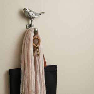 Metal Victorian Style Bird Wall Hook Decorative Cloth Hook