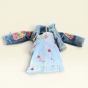 Bratz MGA Funk Out Yasmin Ensemble | Veste et robe en jean en jean Mode de l'an 2000