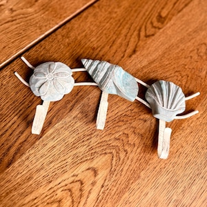 Vintage 1990s Coastal Wall Hook Rack Seahorse Shell Beach Decor