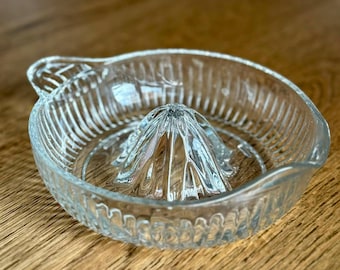 CHOOSE Vintage Large Glass Reamer Juicer | Thumb Rest Seed Catcher | 1960s–1970s