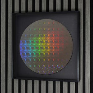 Wafer di Silicio da 300mm Incorniciato | Arte di Semiconduttori, CPU e Chip | Decorazione Tech | Regalo per Lui
