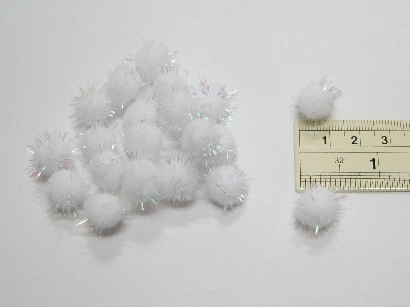 20 pcs 3/8 Pom Pom White pom poms wholesale pom poms Etsy