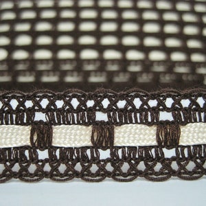 5 Meter dunkelbraune Spitzenborte mit Vanille Bandeinsatz, breite Spitze, zarte Spitze, creme Band, braune Spitze