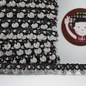 5 yards of Light Gray Crochet pom pom trim, mini pom pom trim, crochet pom pom, crochet pom pom fringe, gray pom pom fringe, gray pom pom
