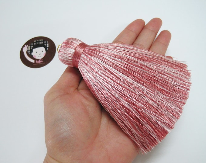 Pink Leaf Tassel main image 1