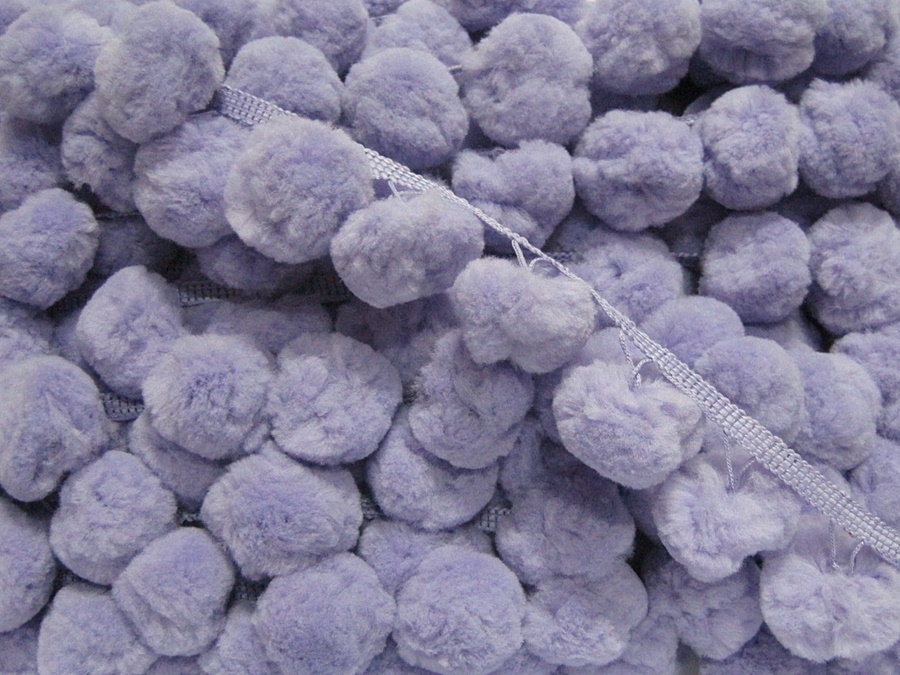 1 inch Lavender Small Craft Pom Poms 100 Pieces