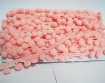 1,2 cm de bordure à pompons, bordures à pompons roses, bordures rose pêche, bordures à pompons roses, Lot de bordures, Vente en gros, Galons, Rose, Grandes franges à pompons