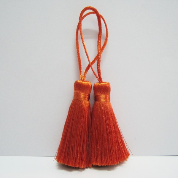 10 pcs Tangerine SP47 Short Tassel, Wholesale Tassels, silk tassel, mini tassel, short tassel, tassel supplies, orange tassel, burnt orange