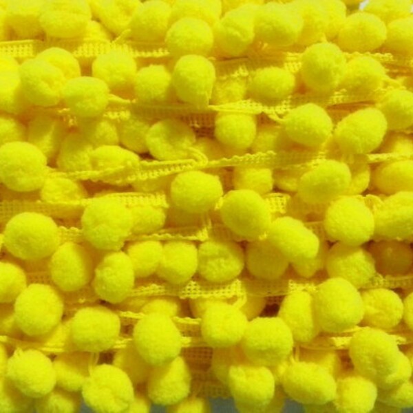 5 Yards Bright Yellow 1.2 cm Pom Pom Trim, Yellow pom pom Trim, Yellow trim, Trim Lot, Wholesale Trim, Yellow, Large Pom Pom, pom pom fringe