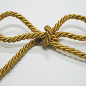5 yards 8 mm Classic Gold Twist Cord, Braided cord, soutache cord, twisted cord rope trim, jewelry making cord, gold cord, gold twisted cord