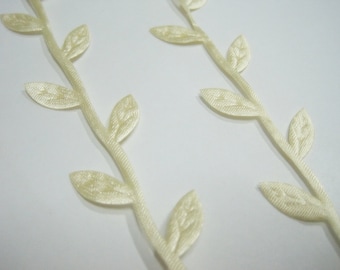 5 yards 1" leaf trim, cream leaf trim, leaf ribbon trim, leaf garland, party decor, leaf garland ribbon, leaves ribbon, home decoration