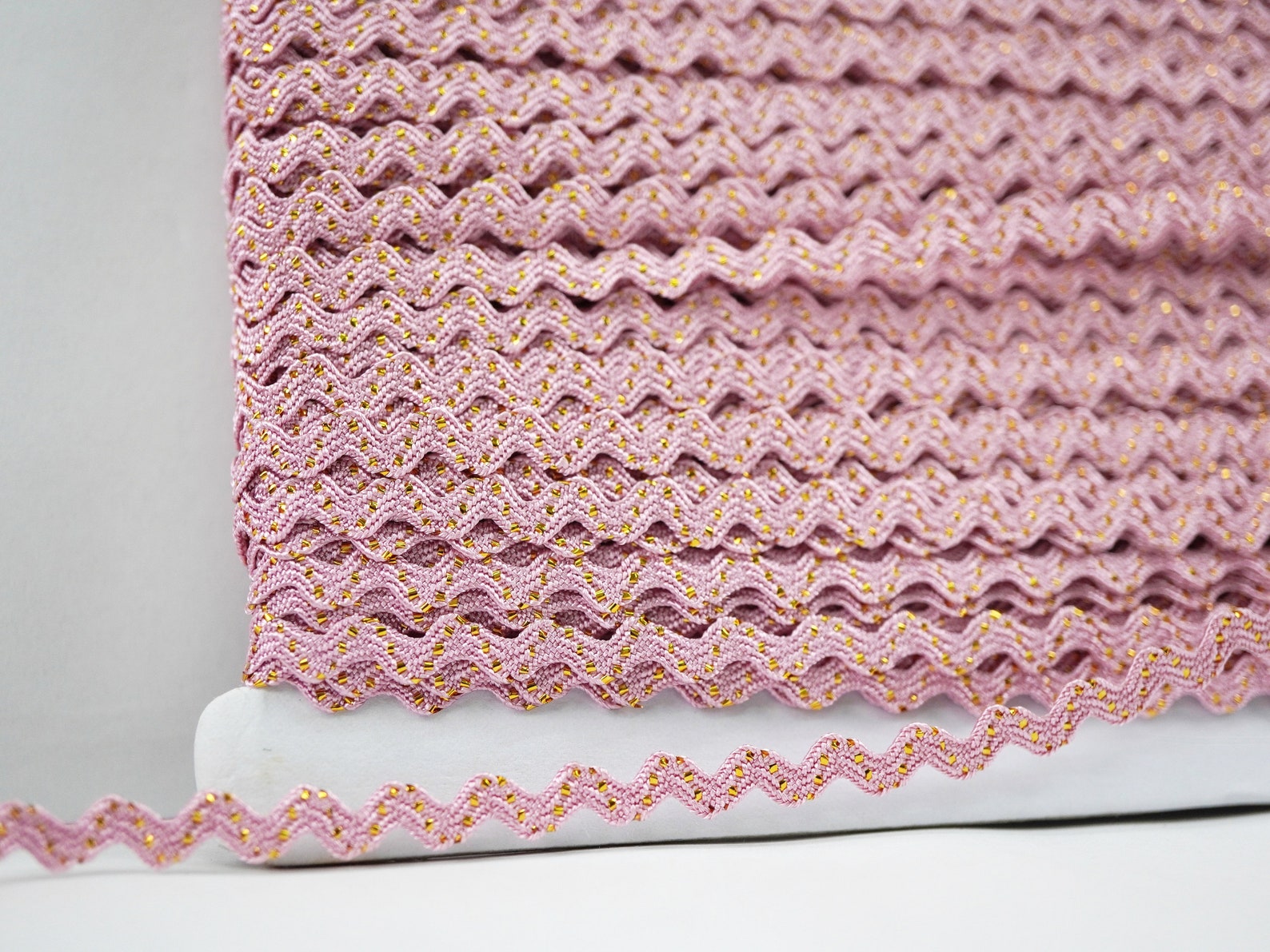 5 Yards Pink Tiny Rick Rack With Gold Metallic, Tiny Rick Rack, Mini ...