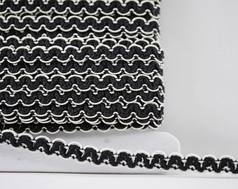 5 yards Black Rick Rack, Rick Rack trim, zig zag trim, zig zag, ric rac trim, decorative lace, ric rac ribbon, ric rac braid, black ric rac