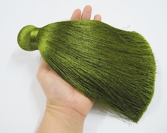 1 pc Jumbo Tassel, Dark Green Tassel, Wholesale Tassels, jumbo silk tassel, big tassel, tassel supplies, green big tassel, silk tassel