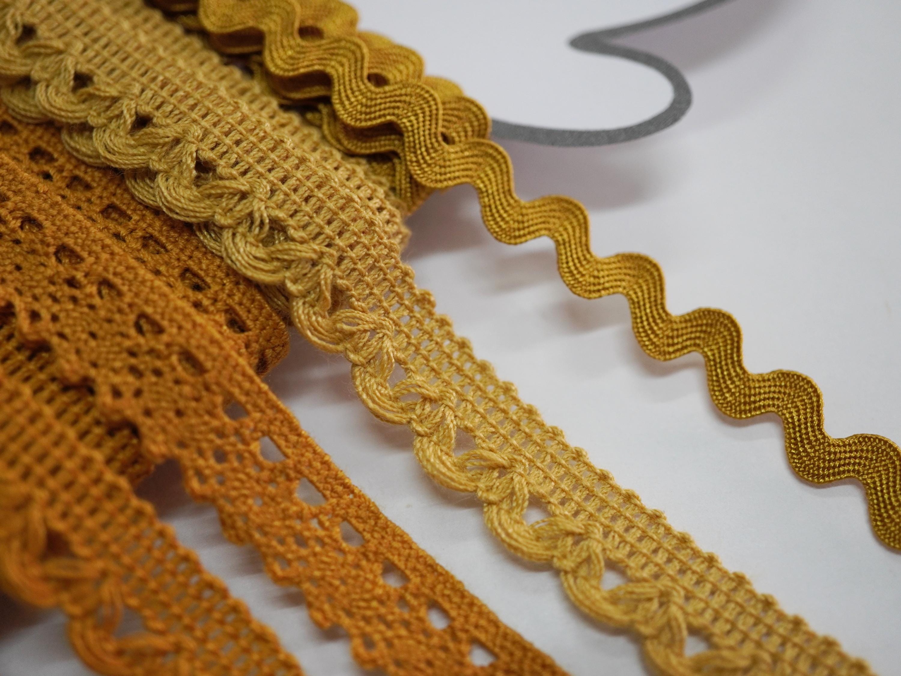 5 Yards Classic Gold Lace Rabbit Set - Etsy
