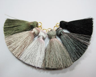 10 pcs Gray Short tassel with Jump Ring